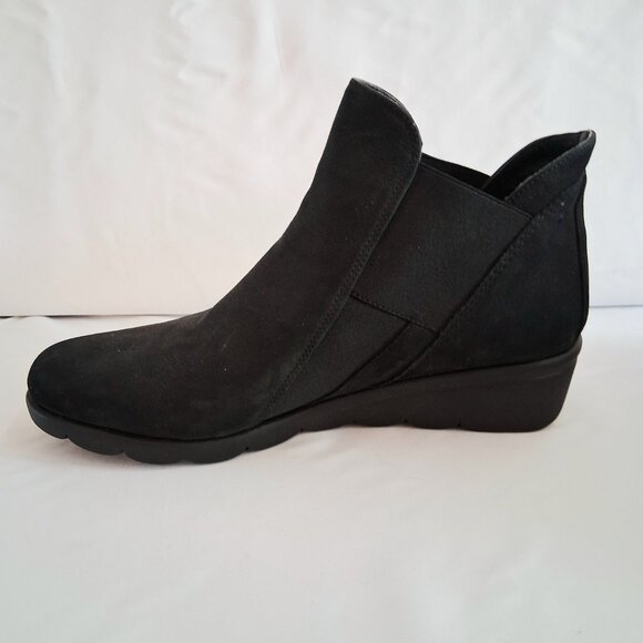 The Flexx Women's Size 8.5 Pull On Ankle Boots - Picture 6 of 10